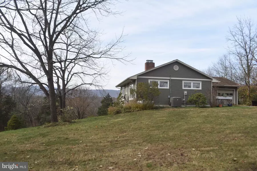 481 ALMOND DR, Luray, VA 22835