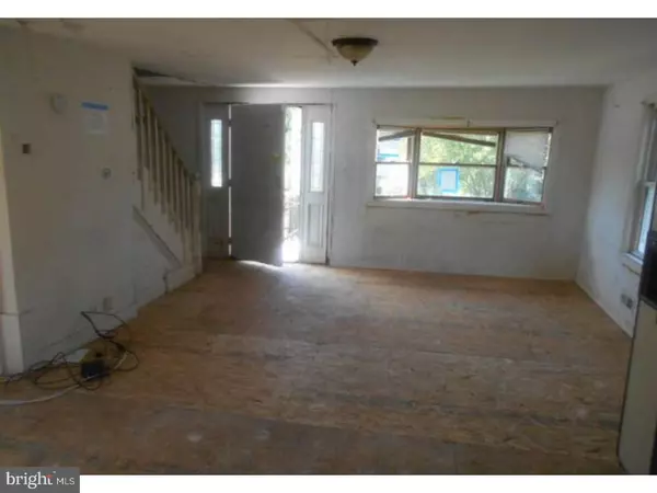 Gibbstown, NJ 08027,1243 MOUNT VERNON AVE