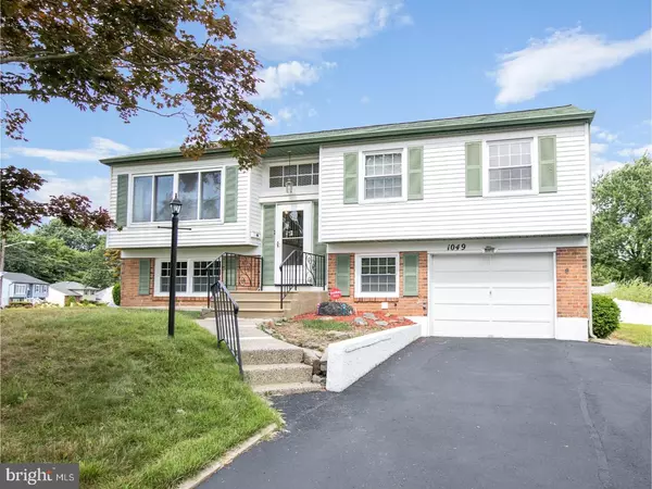 1049 CORONET LN, Somerdale, NJ 08083