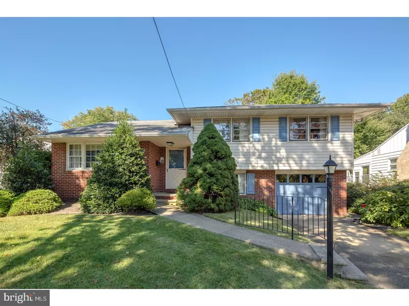 1121 W HIGH ST, Haddon Heights, NJ 08035