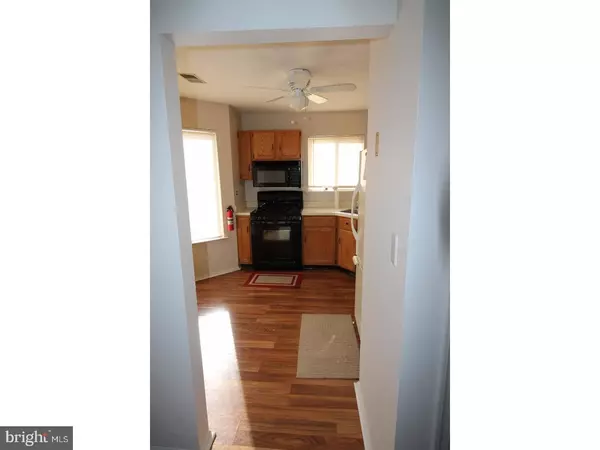 Ewing, NJ 08628,415 SILVIA ST #415