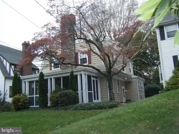 Trenton, NJ 08618,107 BUCKINGHAM AVE