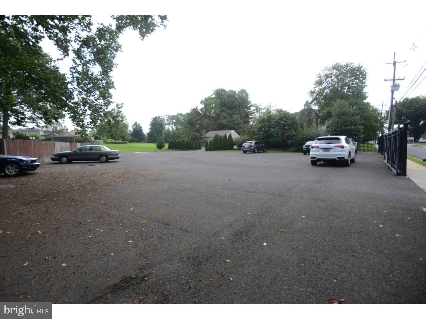 Hamilton Twp, NJ 08690,2595 YARDVILLE HAMILTON SQ RD