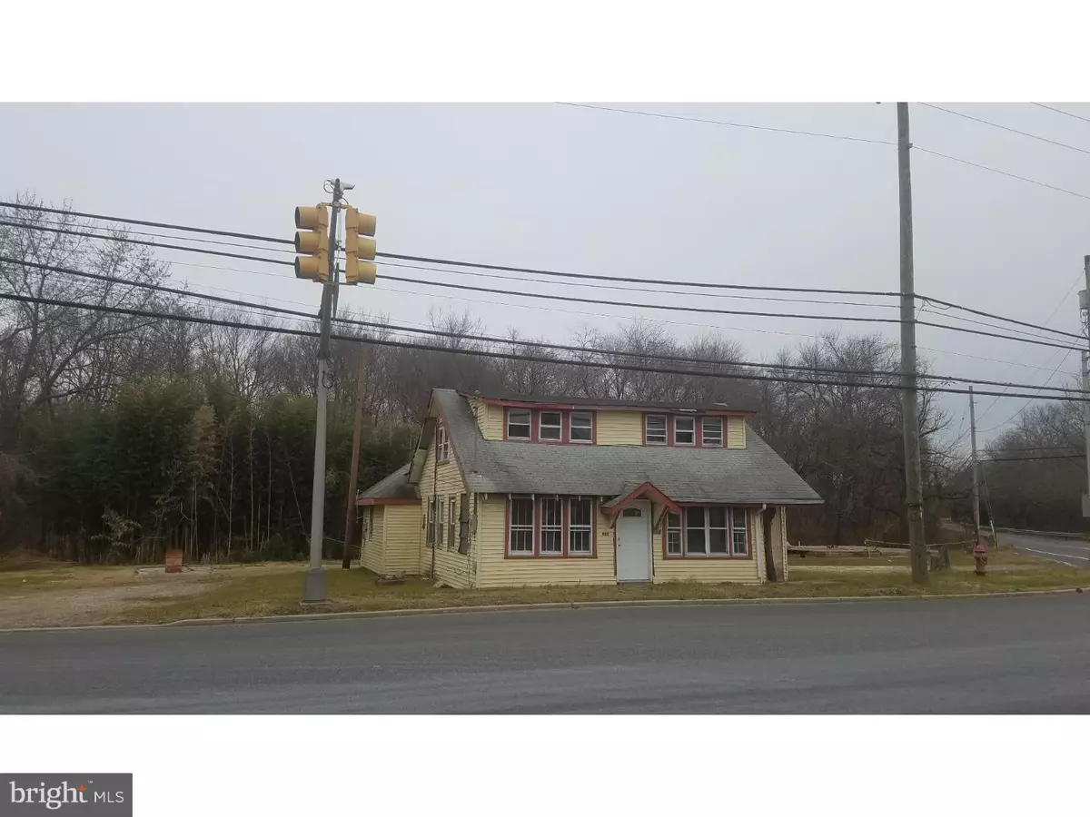 Carneys Point, NJ 08069,555 HARDING HWY