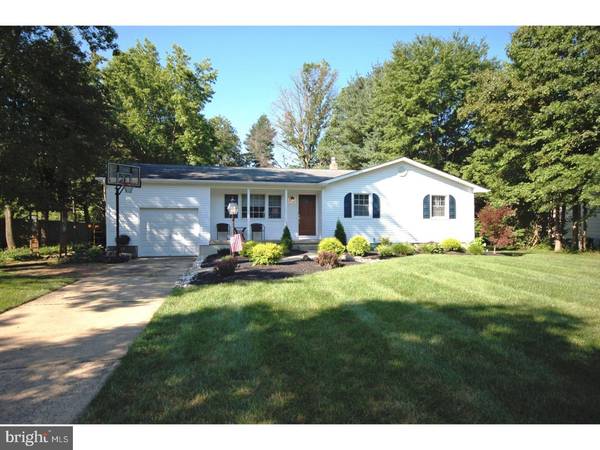 42 OXFORD DR, East Windsor, NJ 08520