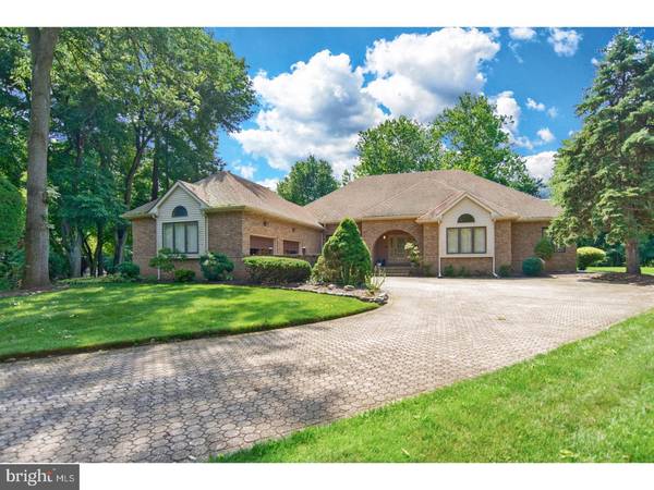 5 MANSION HILL DR, Ewing Twp, NJ 08628