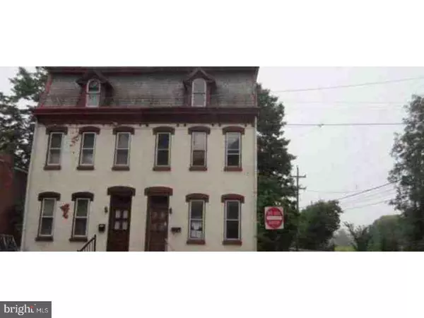 2 WALNUT ST, Pottstown, PA 19464