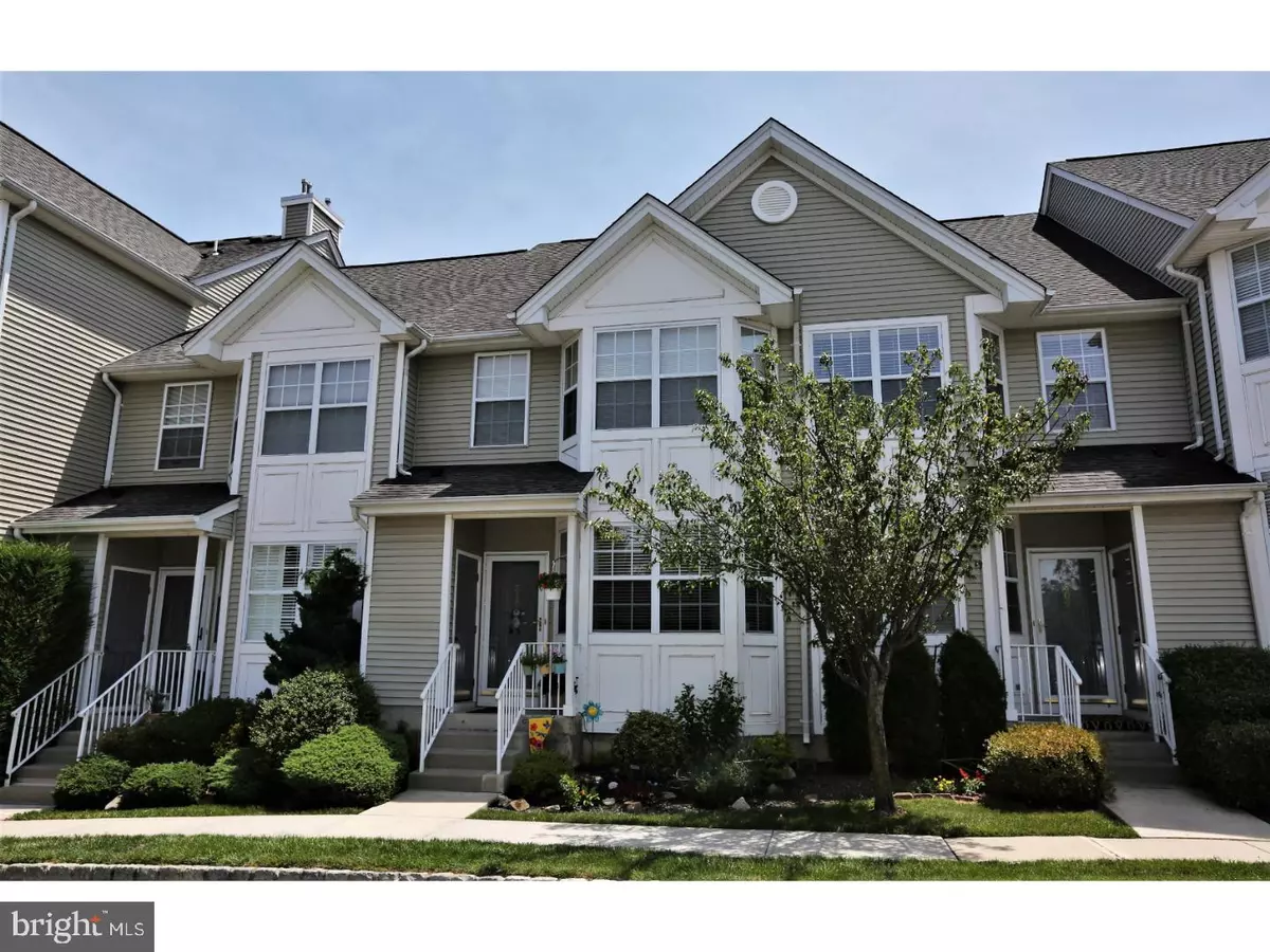 South Brunswick, NJ 08810,810 BLOSSOM CIR