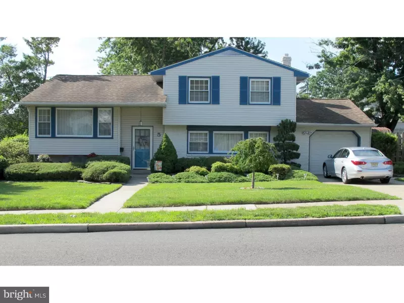 5 NOTRE DAME DR, Delran, NJ 08075