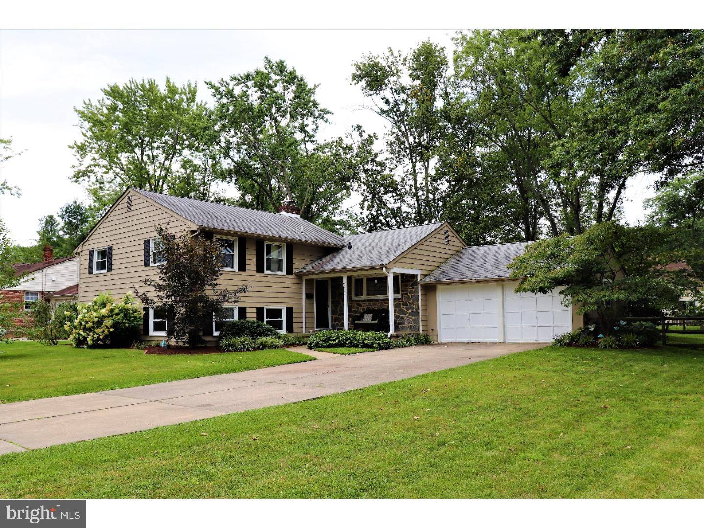 200 COVERED BRIDGE RD, Cherry Hill, NJ 08034
