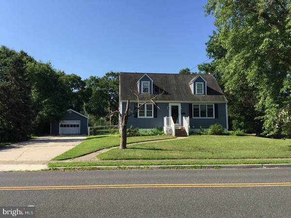 316 E OLIVE ST, Westville, NJ 08093