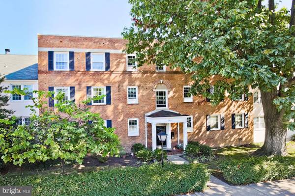 2902 13TH ST S #2201, Arlington, VA 22204