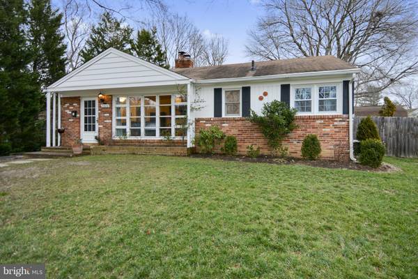 7923 BAINBRIDGE RD, Alexandria, VA 22308