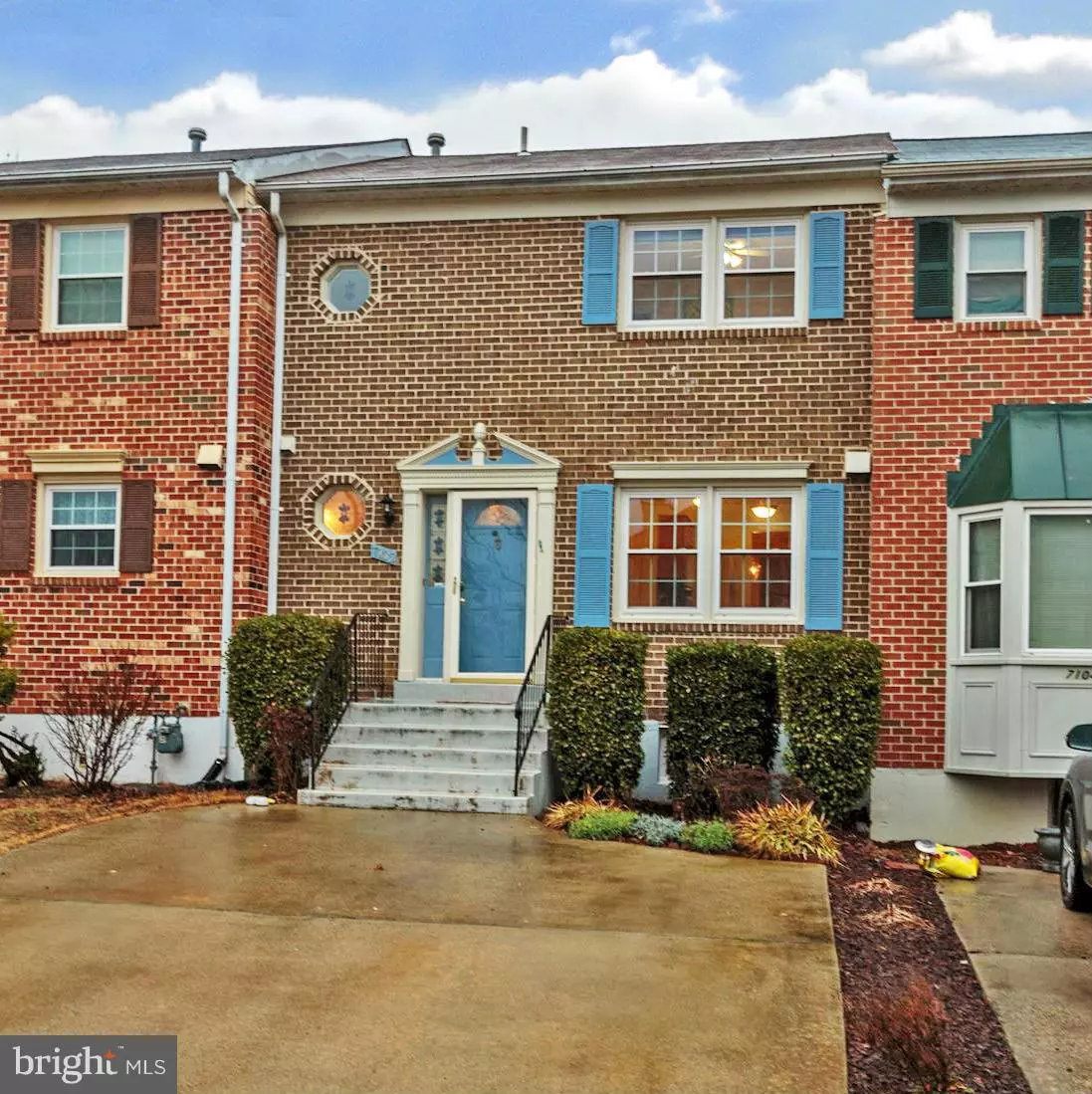 Alexandria, VA 22315,7102 PLEASANT POINT CT