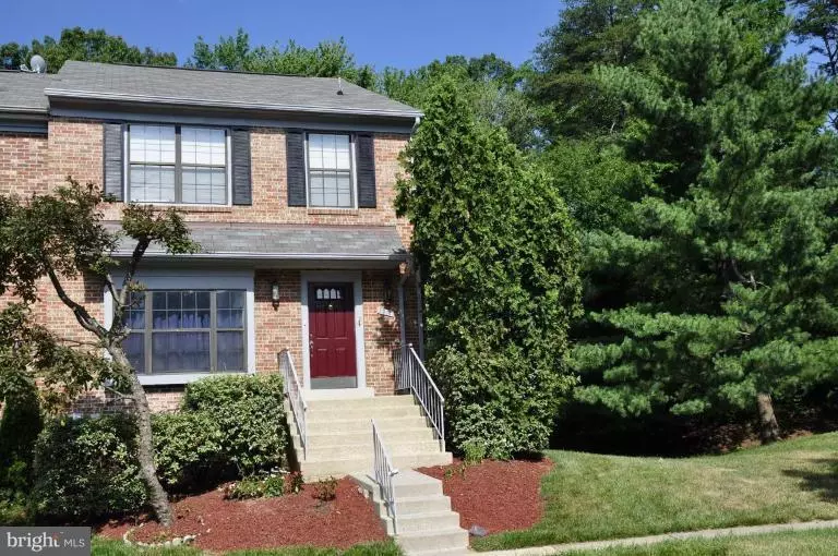 3914 TALLOW TREE CT, Fairfax, VA 22033