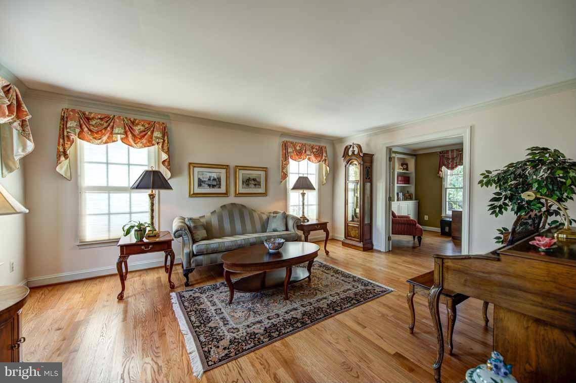 Reston, VA 20191,12735 HITCHCOCK CT