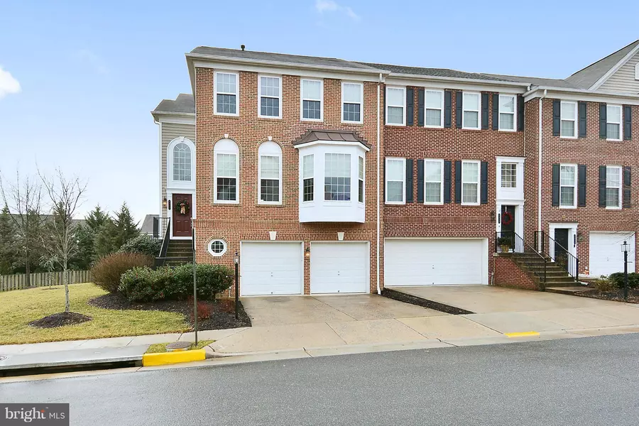 8918 PURPLE LILAC CIR, Lorton, VA 22079