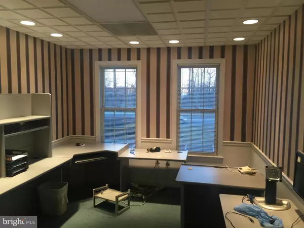 Fairfax, VA 22032,10505 BRADDOCK RD #4D
