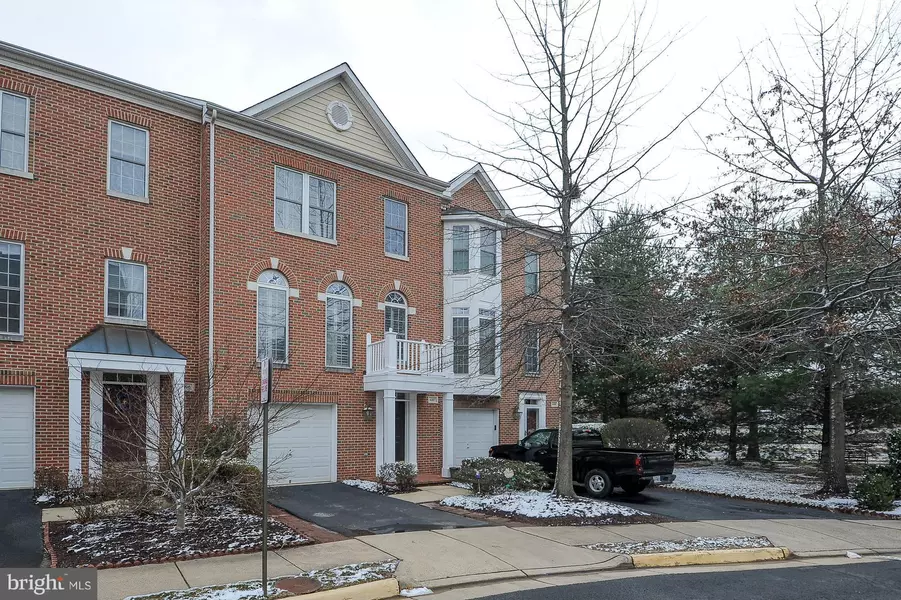 4297 PARK GREEN CT, Fairfax, VA 22030