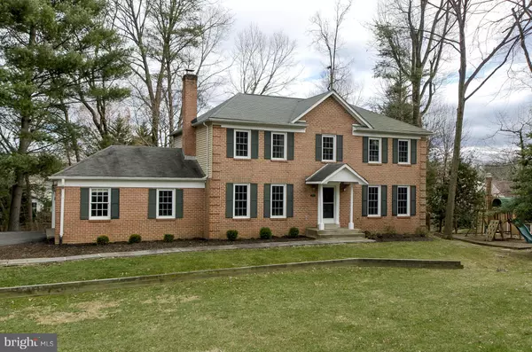 2939 MILLER HEIGHTS RD, Oakton, VA 22124