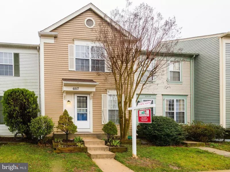 6517 OLD CARRIAGE LN, Alexandria, VA 22315