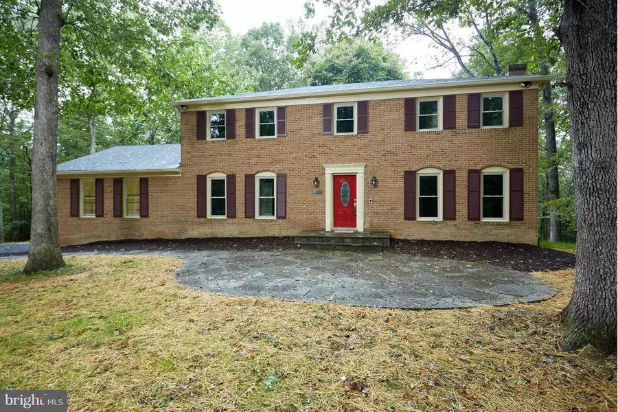 10720 SANDY RUN TRL, Fairfax Station, VA 22039