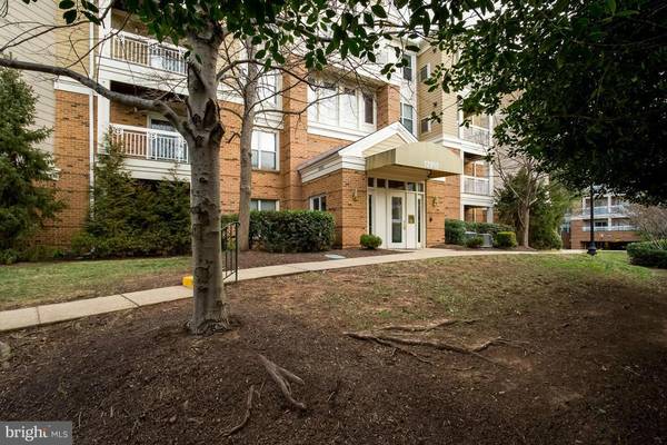 12915 ALTON SQ #213, Herndon, VA 20170