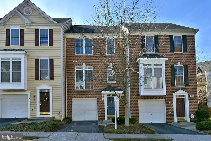 4034 FAIRFAX CENTER HUNT TRL, Fairfax, VA 22030