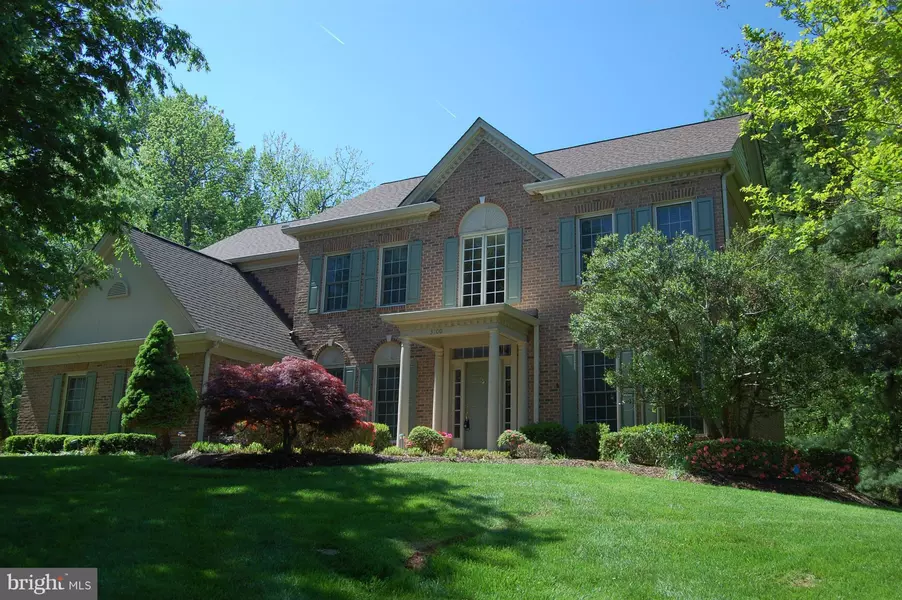 3100 SADDLE CREST LN, Oakton, VA 22124