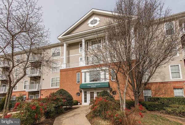 7000 FALLS REACH DR #406, Falls Church, VA 22043