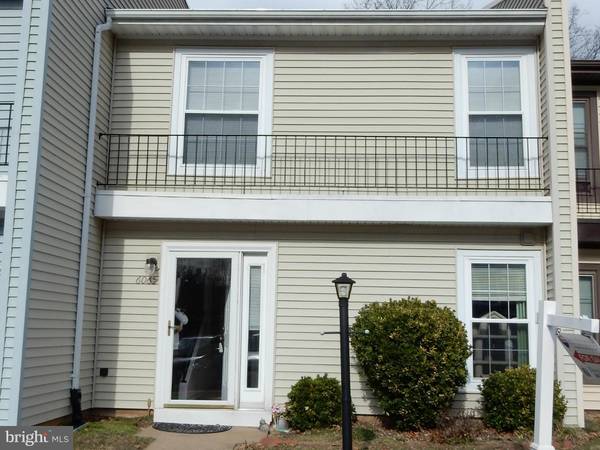 6065 WYCOFF SQ, Centreville, VA 20120