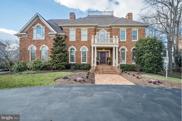 9504 LYNNHALL PL, Alexandria, VA 22309