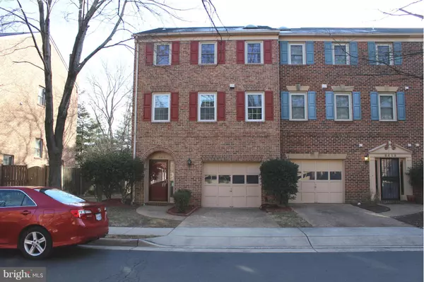 6413 FLEETSIDE CT, Alexandria, VA 22310