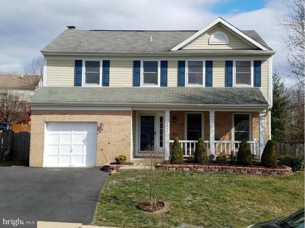 6495 PALISADES DR, Centreville, VA 20121