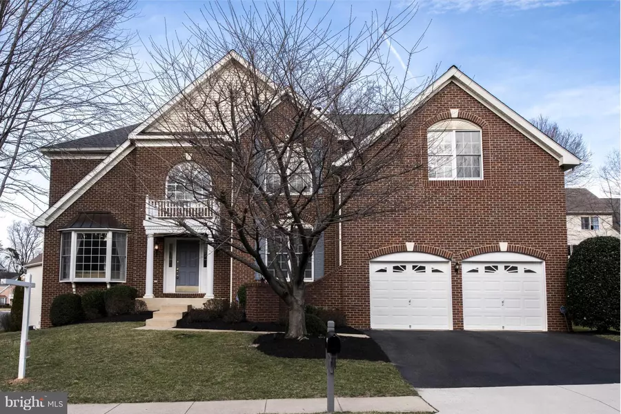 12218 HARBOR TOWN CIR, Fairfax, VA 22033