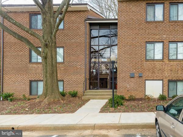 1413 NORTHGATE SQ #21C, Reston, VA 20190