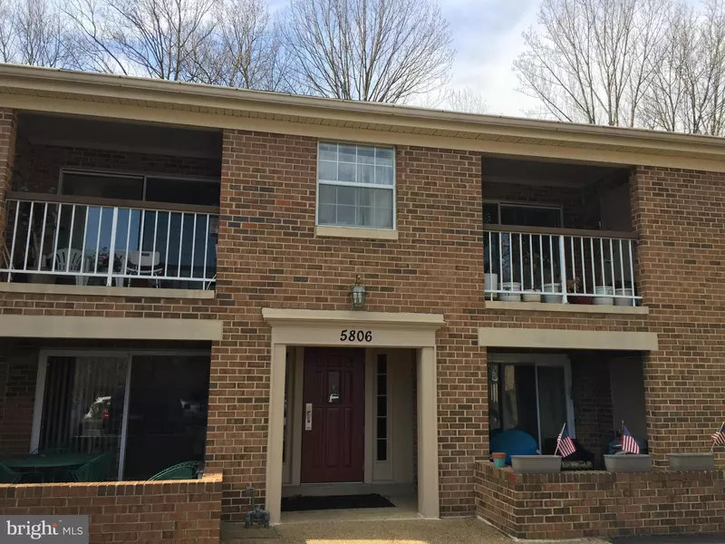 5806 COVE LANDING RD #101, Burke, VA 22015