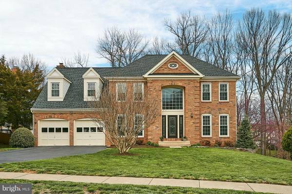 670 OLD HUNT WAY, Herndon, VA 20170