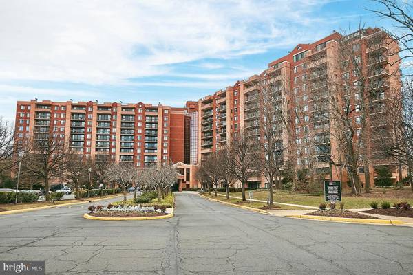 2230 GEORGE C MARSHALL DR #309, Falls Church, VA 22043