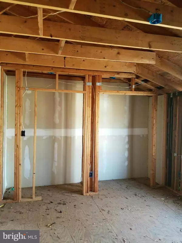 Falls Church, VA 22041,5804 POPLAR LN