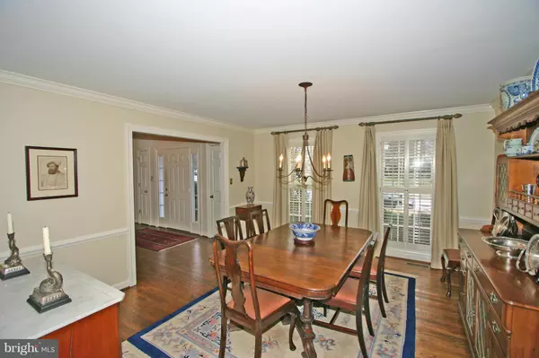 Alexandria, VA 22308,8308 SIMSBURY PL