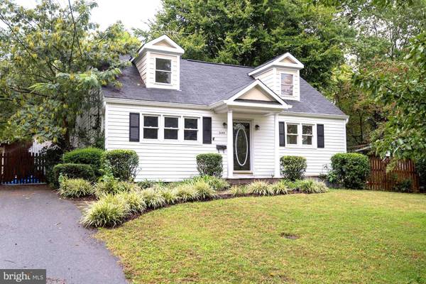 3144 HOLLOWAY RD, Falls Church, VA 22042