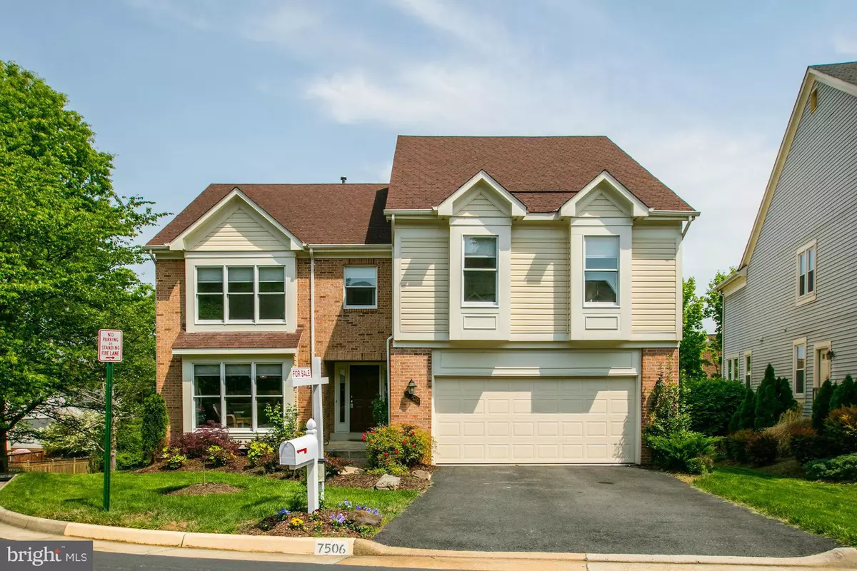 Falls Church, VA 22042,7506 SILVER MAPLE LN