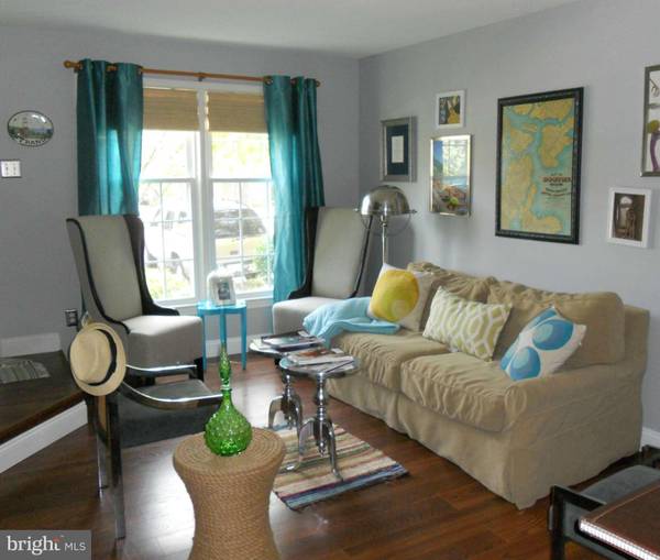 Alexandria, VA 22306,6376 CHIMNEY WOOD CT