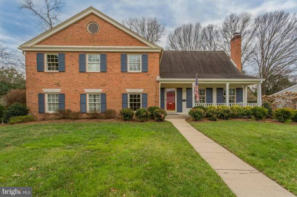 1003 EMERALD DR, Alexandria, VA 22308