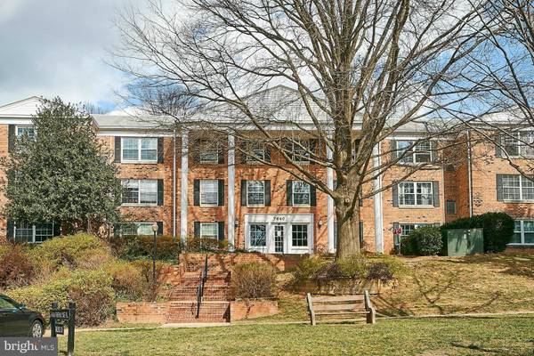 7640 TREMAYNE PL #204, Mclean, VA 22102