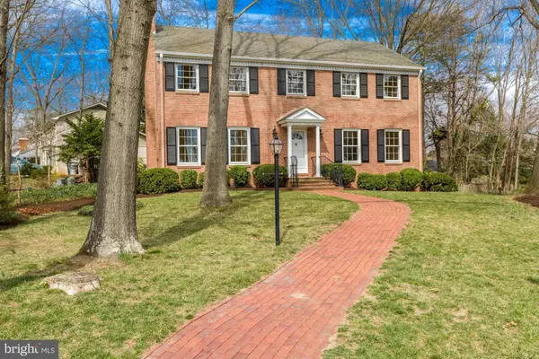 Alexandria, VA 22310,4000 PINE BROOK RD