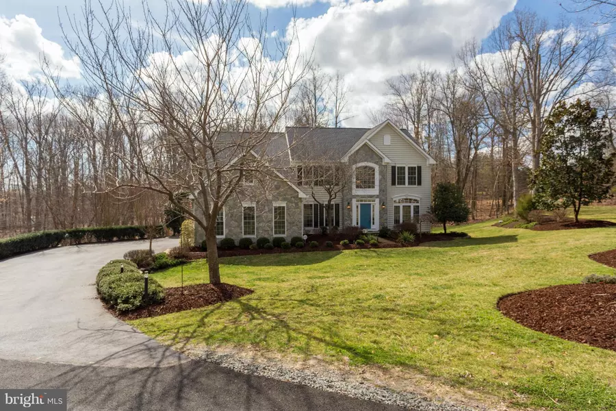 8245 CRESTRIDGE RD, Fairfax Station, VA 22039