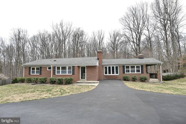 7475 CLIFTON RD, Clifton, VA 20124