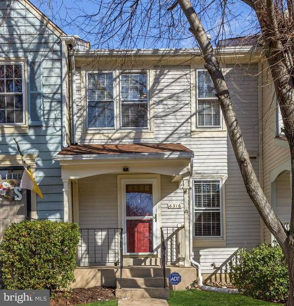 6316 CHIMNEY WOOD CT, Alexandria, VA 22306